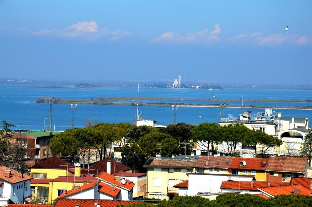 Residence Hotel Hungaria Grado Exterior photo